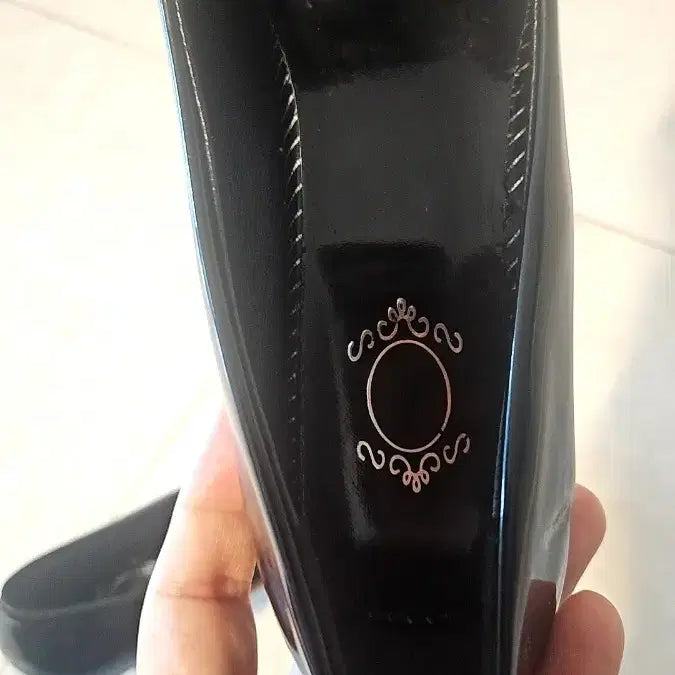 [BUNJANG] Black Patent Leather Heels / 블랙. 에나멜 구두