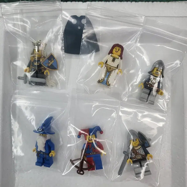 [BUNJANG] LEGO Castle Crown Minifigure Bundle Set / 레고 캐슬 크라운 미니피규어 일괄 팝니다