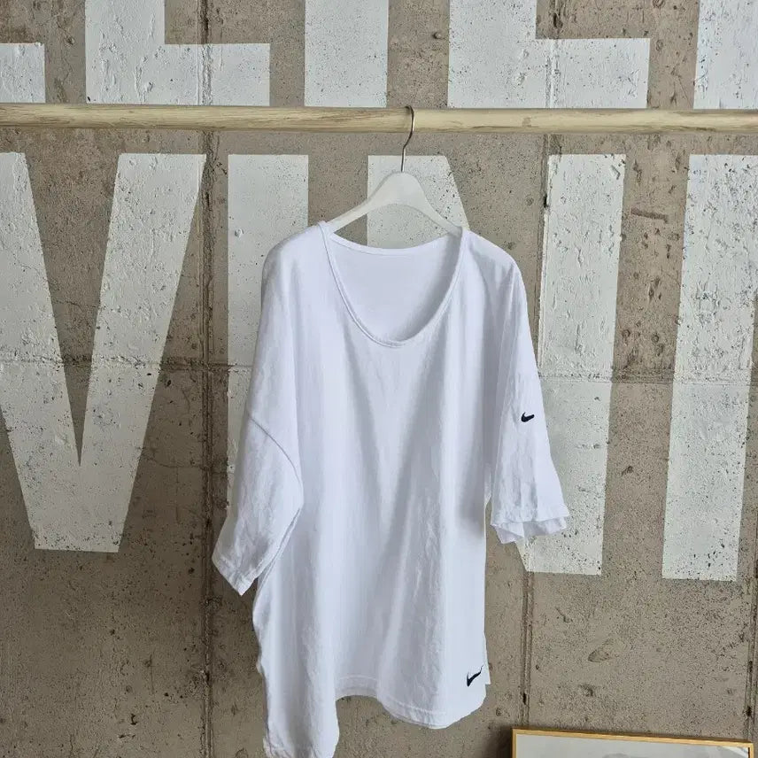 [BUNJANG] White Oversized Short-Sleeve T-Shirt / 오버핏 반팔티셔츠(TS1
