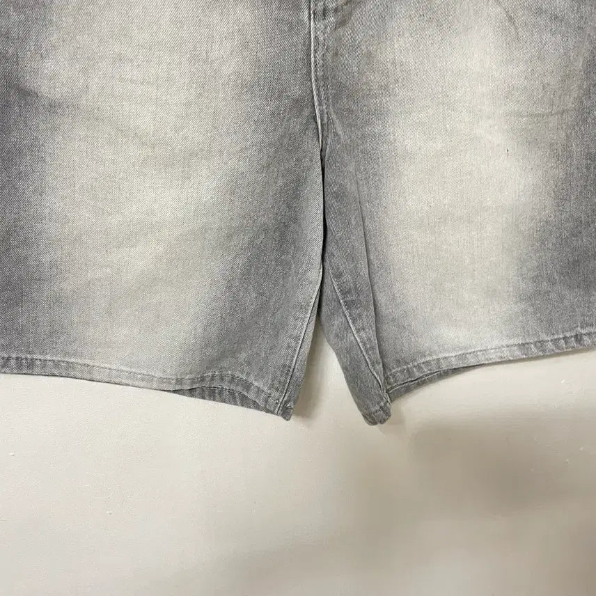[BUNJANG] Carpenter Denim Bermuda Shorts / 30-32 카펜더 워싱 버뮤다팬츠 데님 반바지