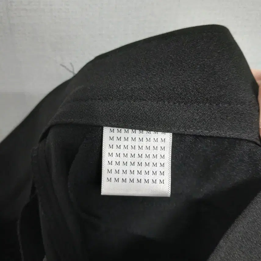 [BUNJANG] Black Roll-up Wide Pants / 검정색 롤업 와이드 팬츠