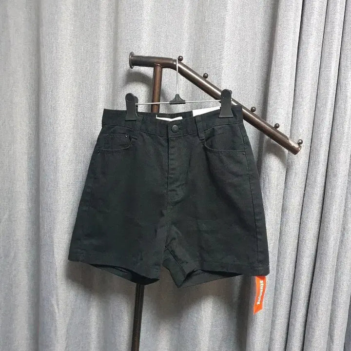 [BUNJANG] M Black Shorts / M 블랙 반바지 숏팬츠 (Stunning 택)