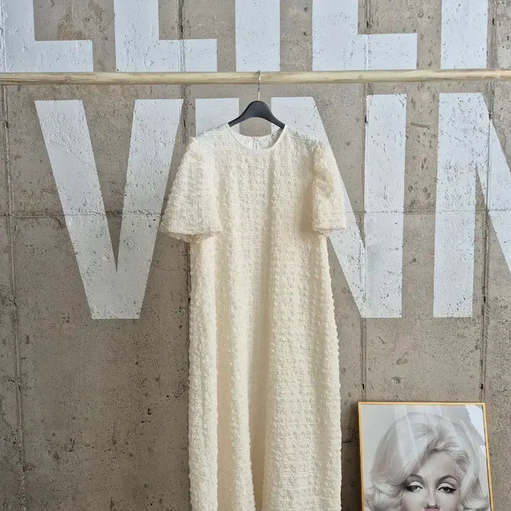 [BUNJANG] Ivory Bubble Long Sleeve Maxi Dress / 아이보리 버블 반팔 롱원피스
