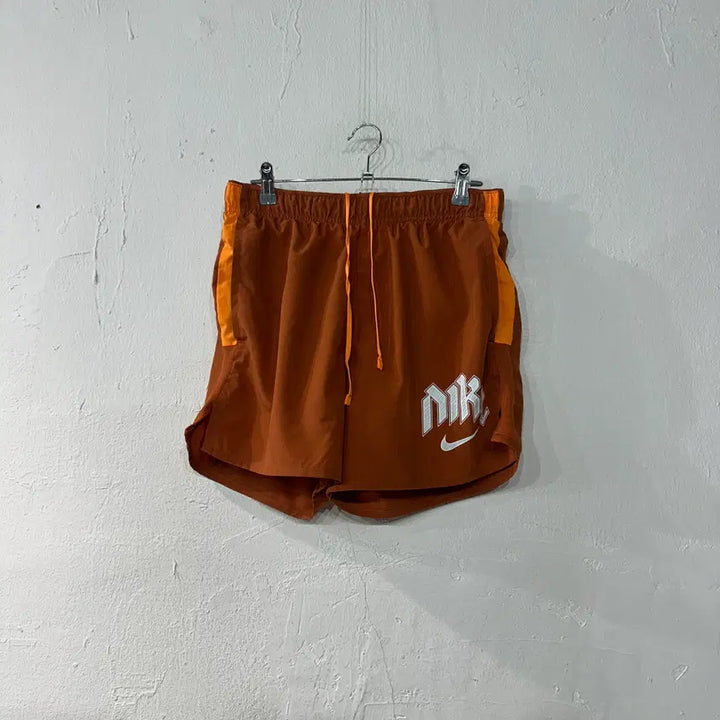 [SOLD OUT] 나이키 러닝 반바지 M