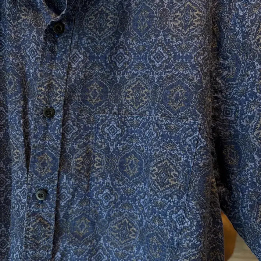 [BUNJANG] Uniqlo Patterned Short Sleeve Shirt / 유니클로 반팔셔츠 패턴