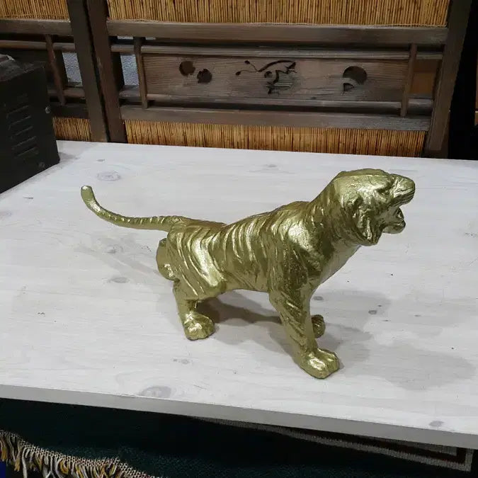 [BUNJANG] 1920s Gilded Tiger Metal Sculpture / 1920 금장 호랑이 금속조각