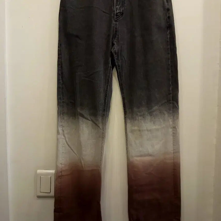 [BUNJANG] CHALK Gradient Washed Denim Pants - Size L / CHALK 그라데이션 워싱 데님팬츠/ L