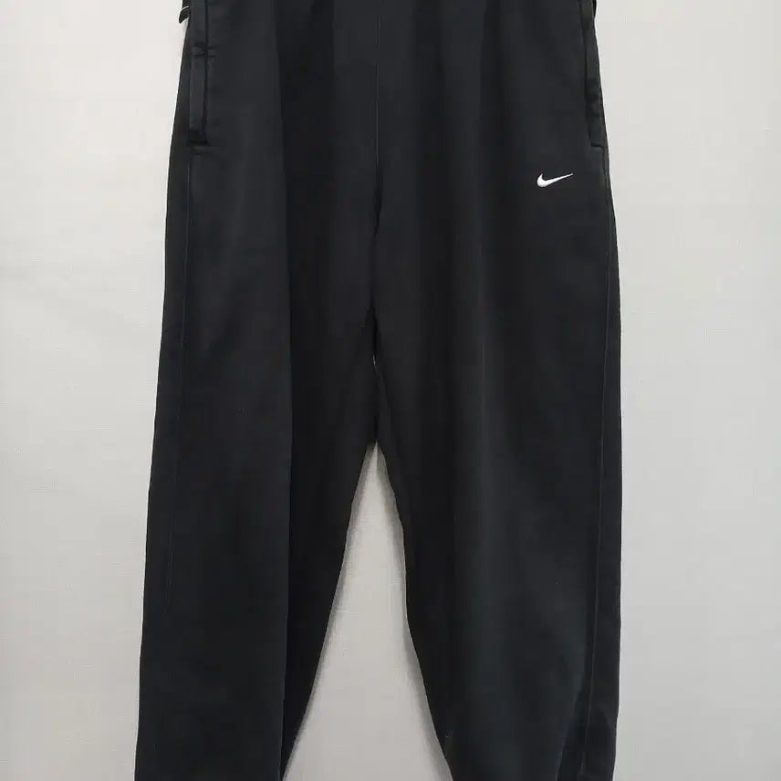 [BUNJANG] Nike Swoosh Black Training Jogger Pants / 나이키 스우시 블랙 트레이닝 조거팬츠