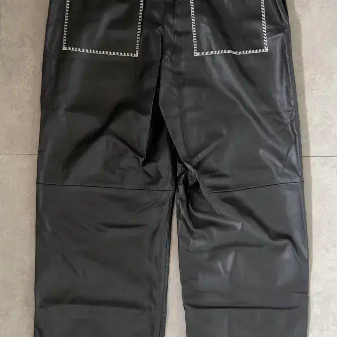 [BUNJANG] Zara Black Leather Pants / [새상품] 자라 레자 와이드 팬츠