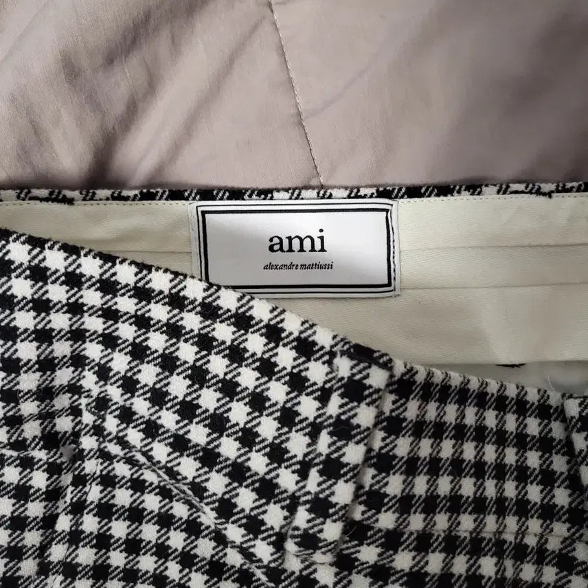 [BUNJANG] AMI Wool Blend Check Tapered Fit Pants / [새상품/36] AMI 아미 울 체크팬츠
