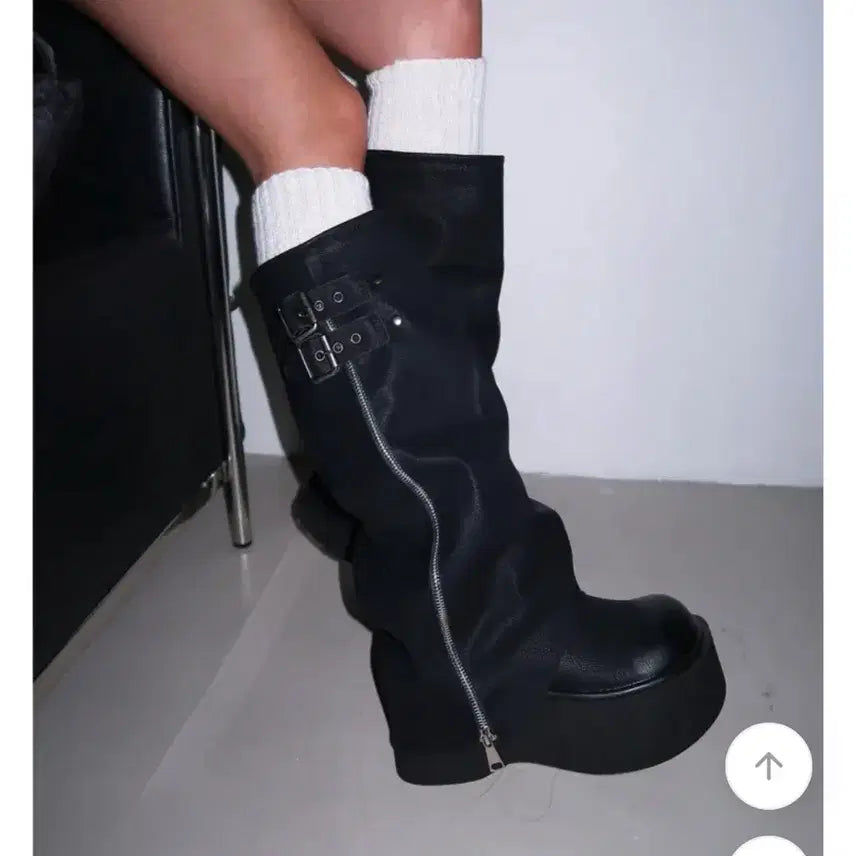 [BUNJANG] Bold Round Buckle Warmer Boots / 볼드 라운드 버클 워머 부츠