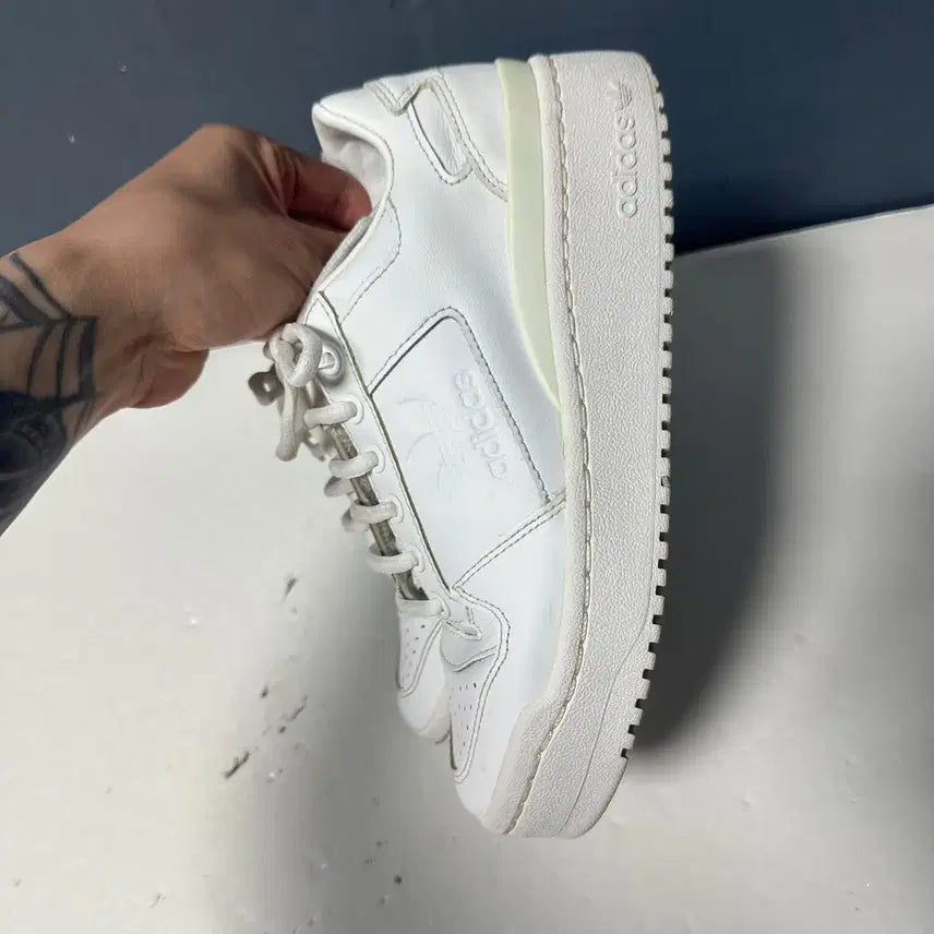 [BUNJANG] Adidas Forum Low Bold All White Sneakers / 230 아디다스 포럼 로우 볼드 올백 스니커즈