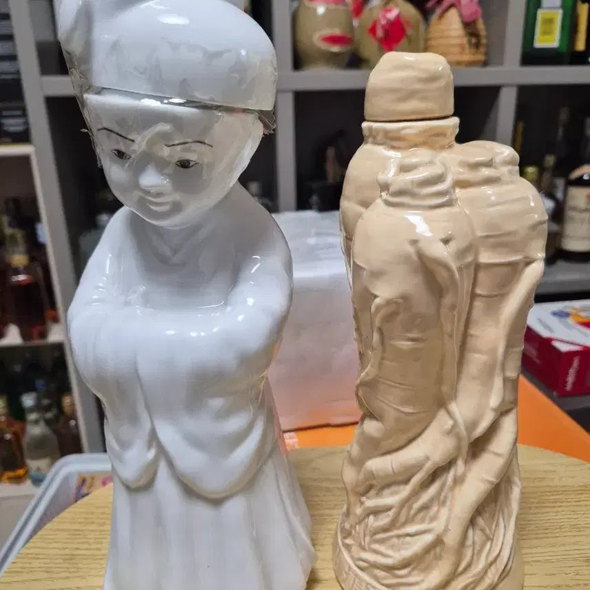 [BUNJANG] Vintage Jinro Ginseng Wine Bottle / 도자기 진로 인삼주병 장식용 술병 빈티지