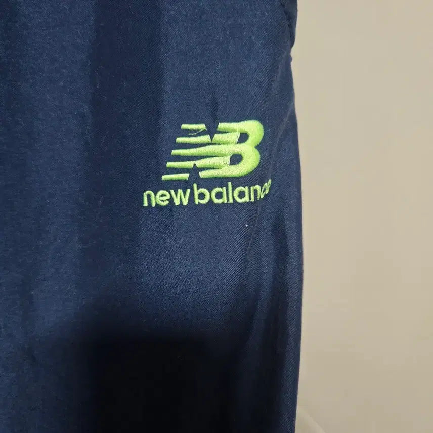 [BUNJANG] New Balance Navy Shorts / 뉴발란스 네이비 반바지