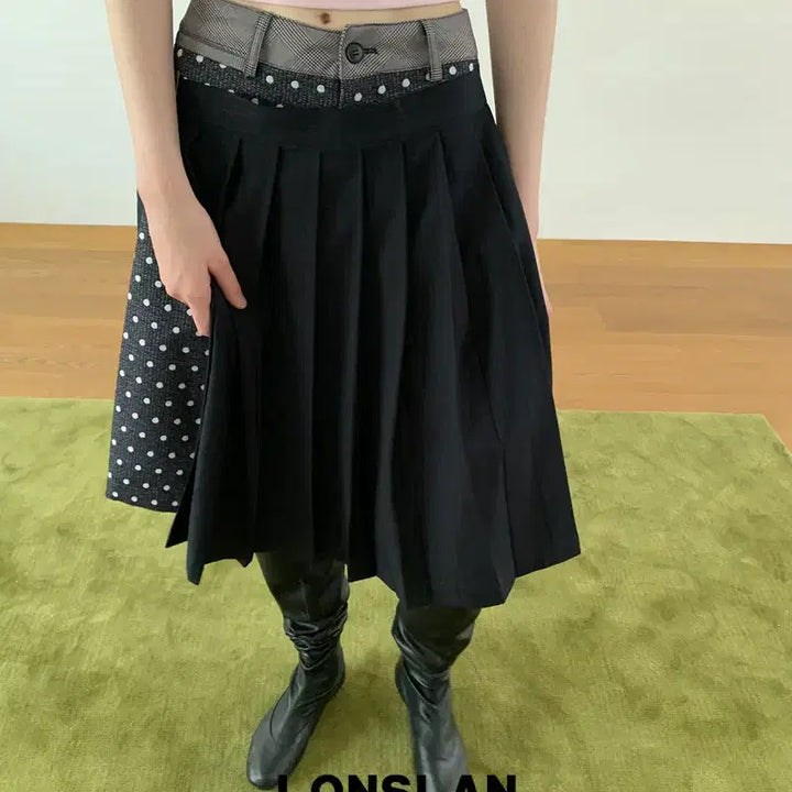 [BUNJANG] LONSLAN Patchwork Dot Pleats Cutdown Pants Skirt / LONSLAN 론슬란 패치워크 도트 플리츠 컷다운 팬츠 스커트