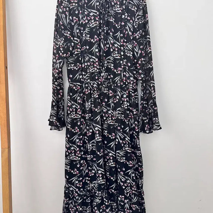 [BUNJANG] LeShop Flower Pattern Long Dress Black / 르샵 플라워 패턴 롱 원피스 블랙