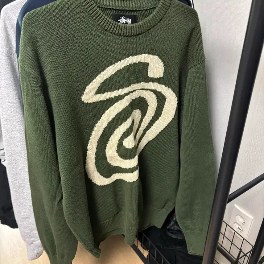 [BUNJANG] Stussy Green Logo Knit Sweater / 스투시 그린 로고 니트 스웨터