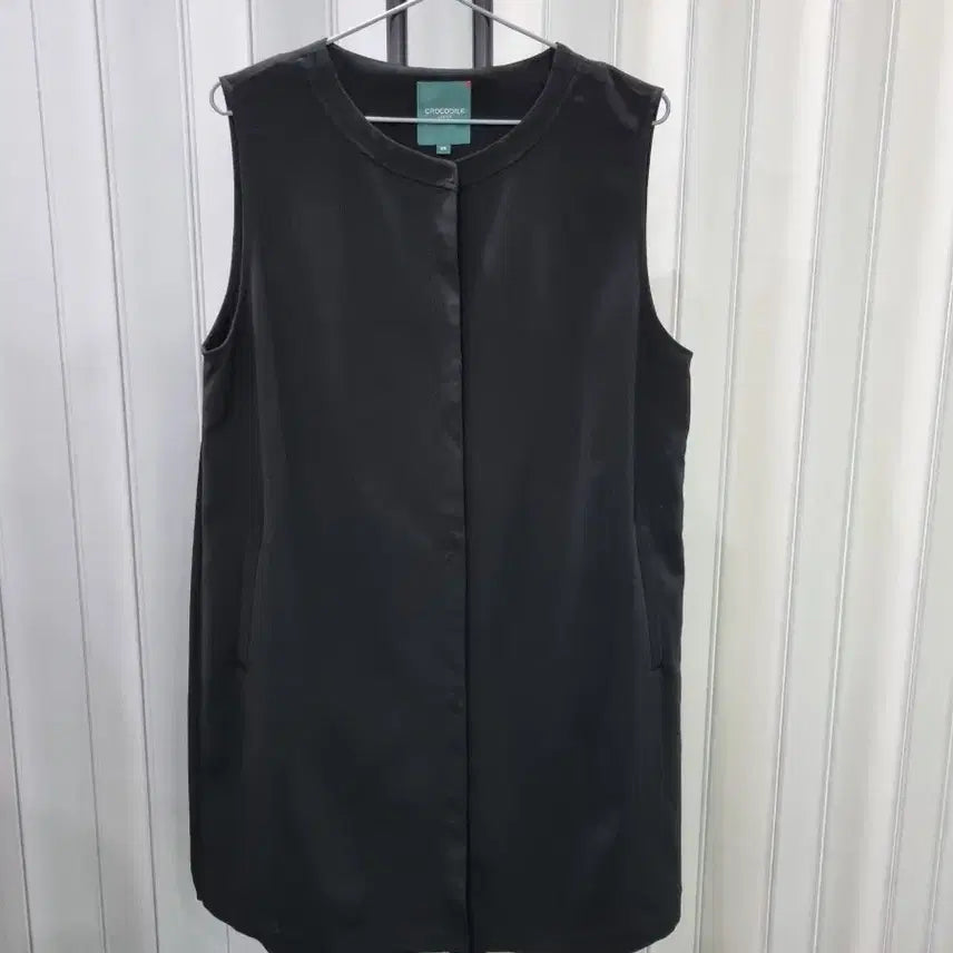 [BUNJANG] Crocodile Black Long Vest / 크로커다일 블랙 롱 조끼