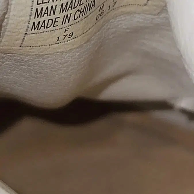 [BUNJANG] Skechers White Sneakers 225 / 스케쳐스 흰색 스니커즈 운동화 225사이즈입니다