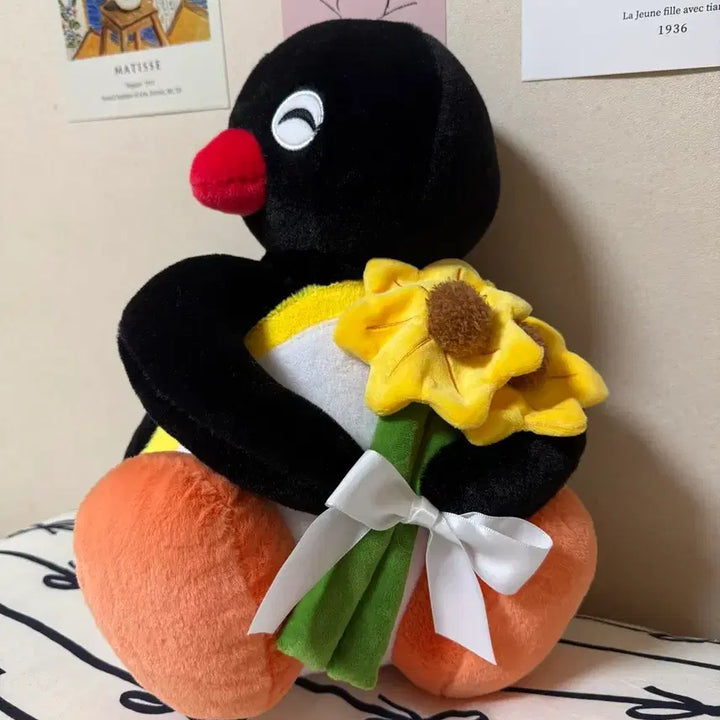 [BUNJANG] Pingu Plush Toy Holding Flower (Medium) / 꽃을 든 핑구 중형인형 팝니다