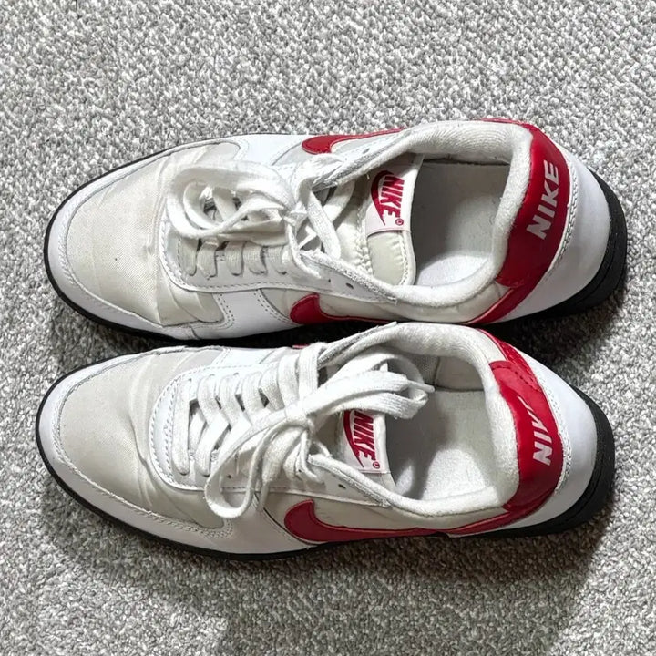 [BUNJANG] Nike Field General 82 SP White Varsity Red Sneakers / 나이키 필드 제너럴 82 SP 화이트 바시티 레드 270