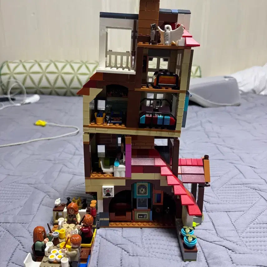 [BUNJANG] Compatible Harry Potter The Burrow Attack Building Set / 레고호환 해리포터 버로우 공격