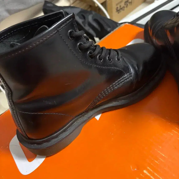 [BUNJANG] Dr. Martens 6-Eyelet Boots / 닥터마틴 6홀