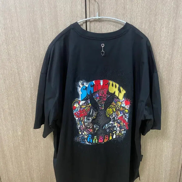[BUNJANG] 24SS Songzio Looney Tunes Squad T-Shirt Size 46 / 24SS 송지오 루니툰 스쿼드 티셔츠 46사이즈