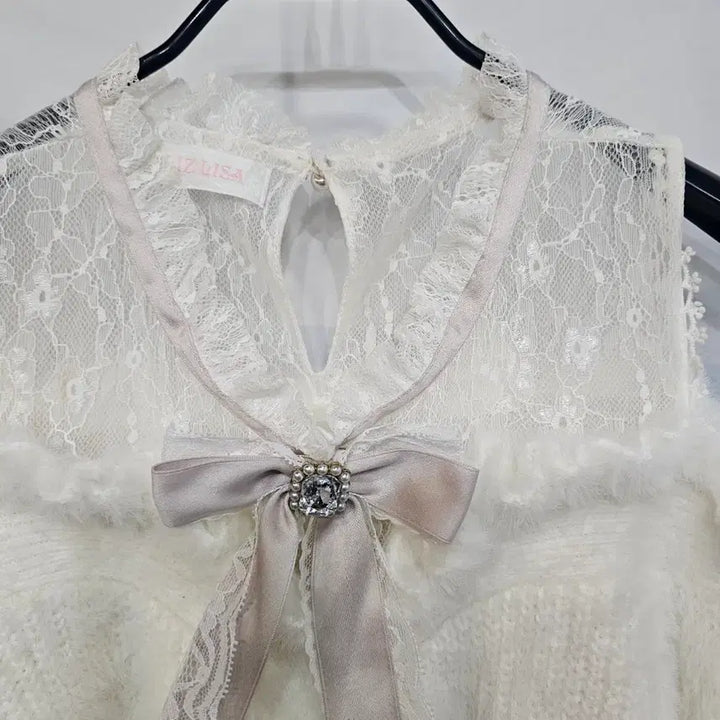 [BUNJANG] Liz Lisa Off-Shoulder Knit / LIZ LISA 리즈리사  오프숄더   니트