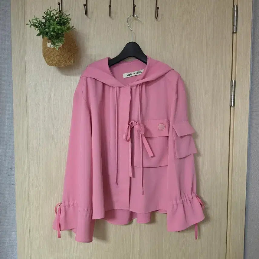 [BUNJANG] Lucky Chouette Hooded Jumper / 럭키슈에뜨  후드 점퍼