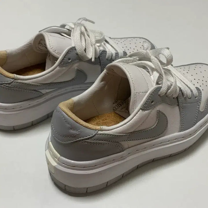 [BUNJANG] Nike Air Jordan 1 Elevate Low White Wolf Grey / 나이키 에어조던1 플랫폼 화이트/울프그레이