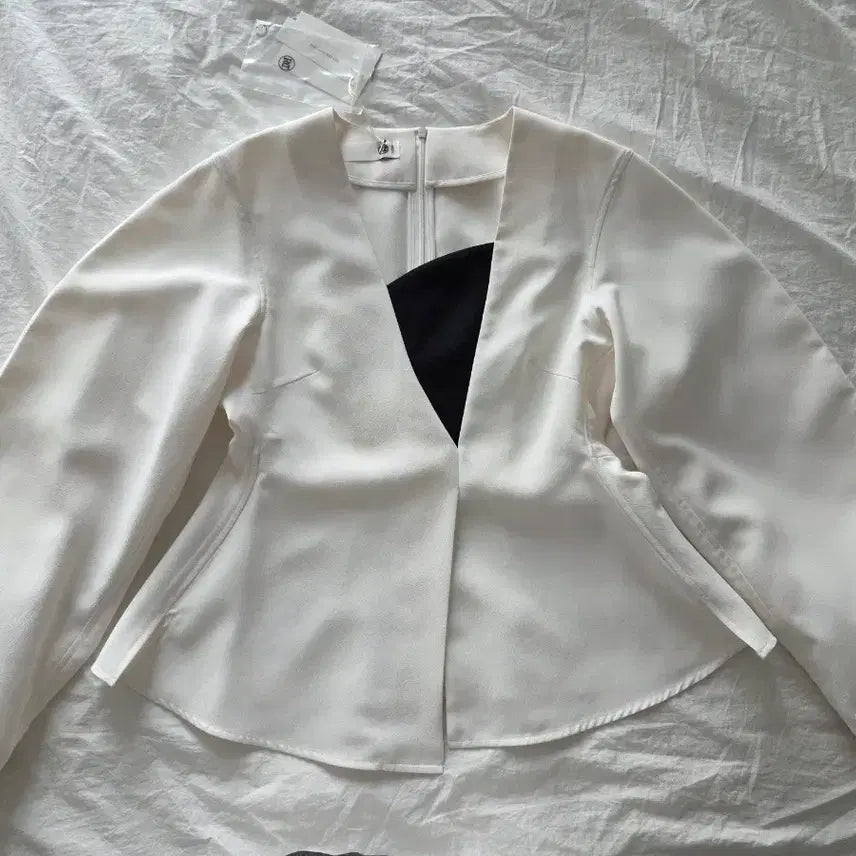 [BUNJANG] Recto White S-Size Blouse / 새상품) 렉토 블라우스 S사이즈