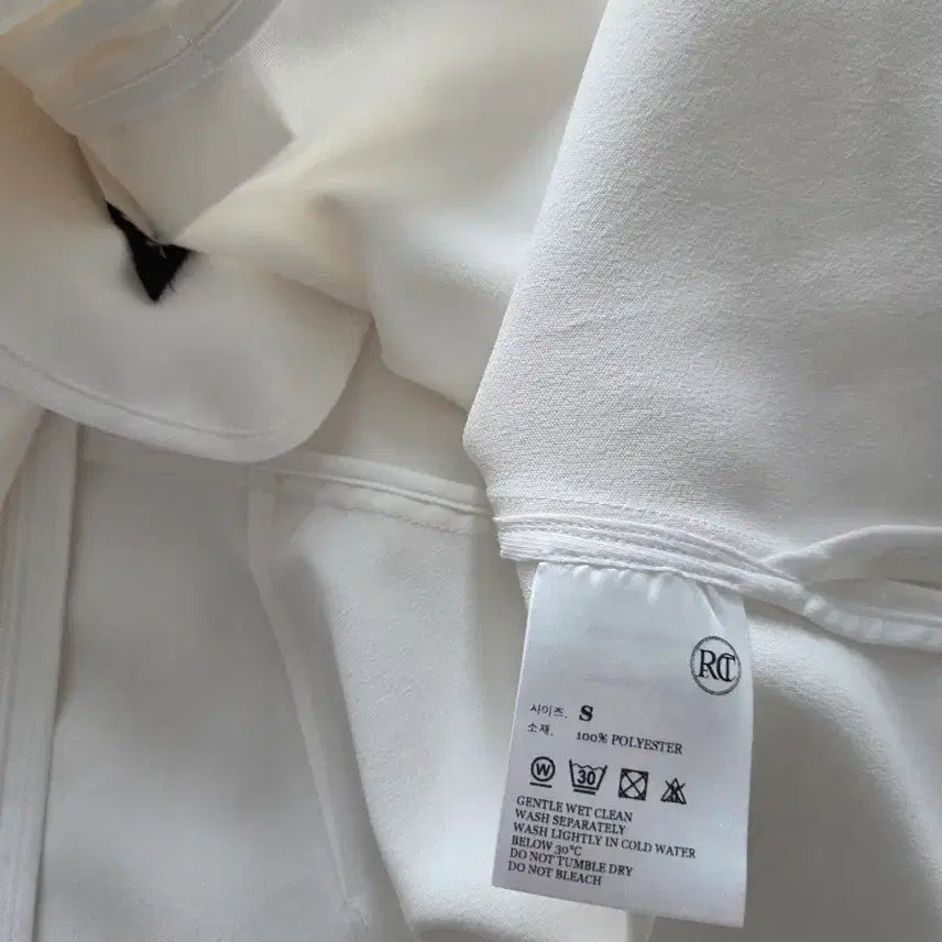 [BUNJANG] Recto White S-Size Blouse / 새상품) 렉토 블라우스 S사이즈