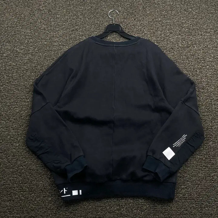 [BUNJANG] Adidas Black Sweatshirt / 아디다스 블랙 맨투맨