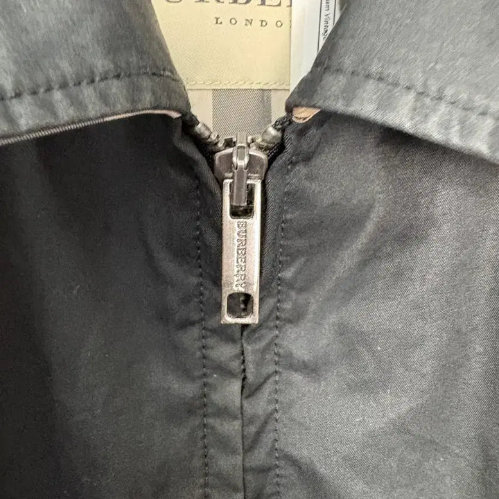 [BUNJANG] Burberry Nova Check Black Blouson Jacket / 버버리 노바체크 블랙 블루종 자켓 A3686