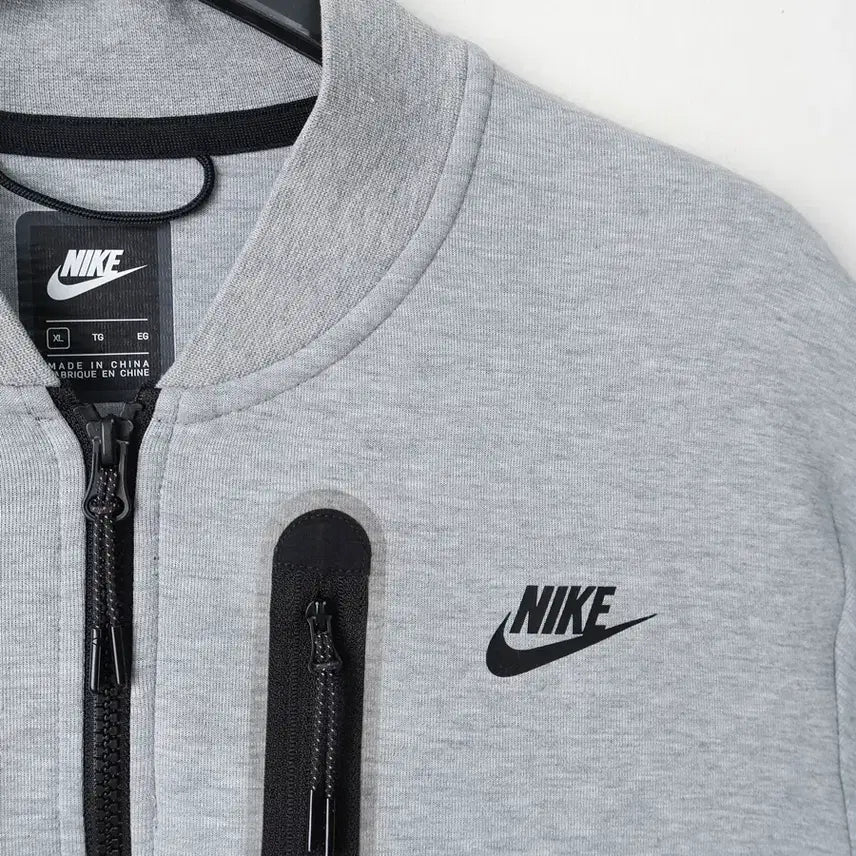 [BUNJANG] Nike Tech Fleece Jacket Grey (Size XL / Recommended 100) / 100/나이키 테크 플리스 재킷