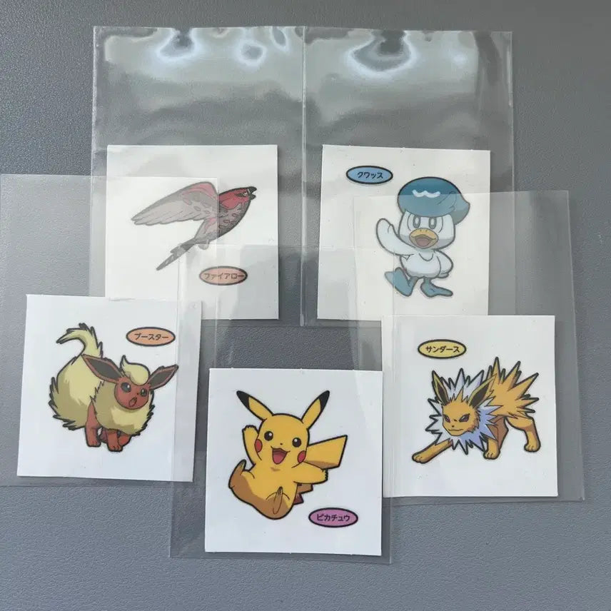[BUNJANG] Pokemon Stickers Bundle Set (5) / 일판 포켓몬 띠부씰 5개 일괄 (피카츄, 쥬피썬더, 부스터 외 2)