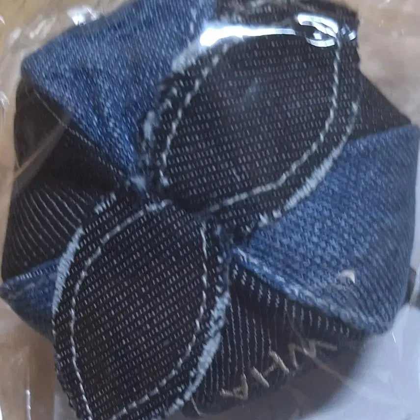 [BUNJANG] The Idolm@ster Cinderella Girls Okayama Denim Collaboration Peach Keychain / 샤니마스 더블하 오카야마 데님 콜라보 복숭아 키링