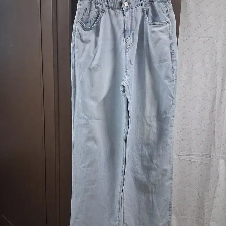 [BUNJANG] Light Wash Denim Wide Pants (M) / 연청 데님 와이드 팬츠(M)