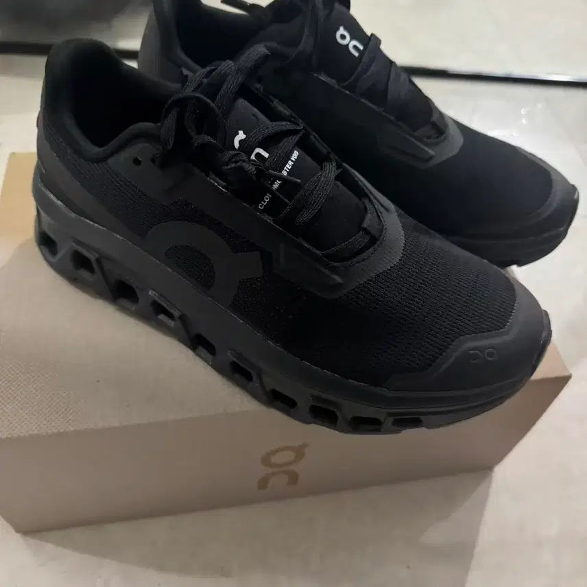 [SOLD OUT] 온 러닝 클라우드몬스터 보이드 블랙 280MM