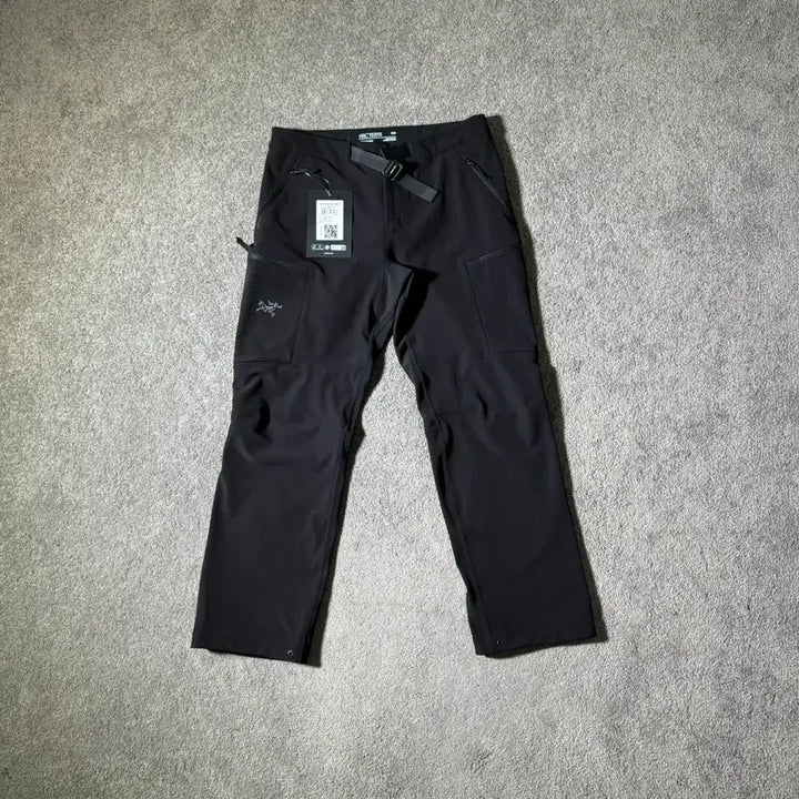 [SOLD OUT] 당일발송 아크테릭스 바지 팬츠 그레이 스몰로고 캐쥬얼