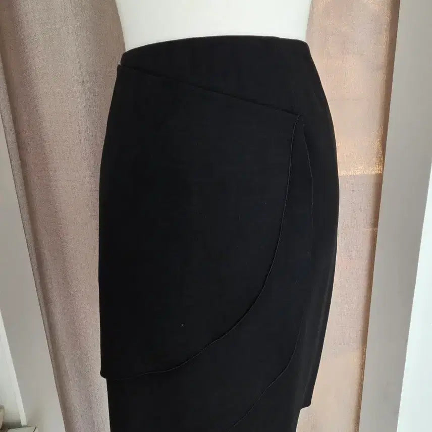 [BUNJANG] Emporio Armani Skirt / 엠포리오아르마니 스커트