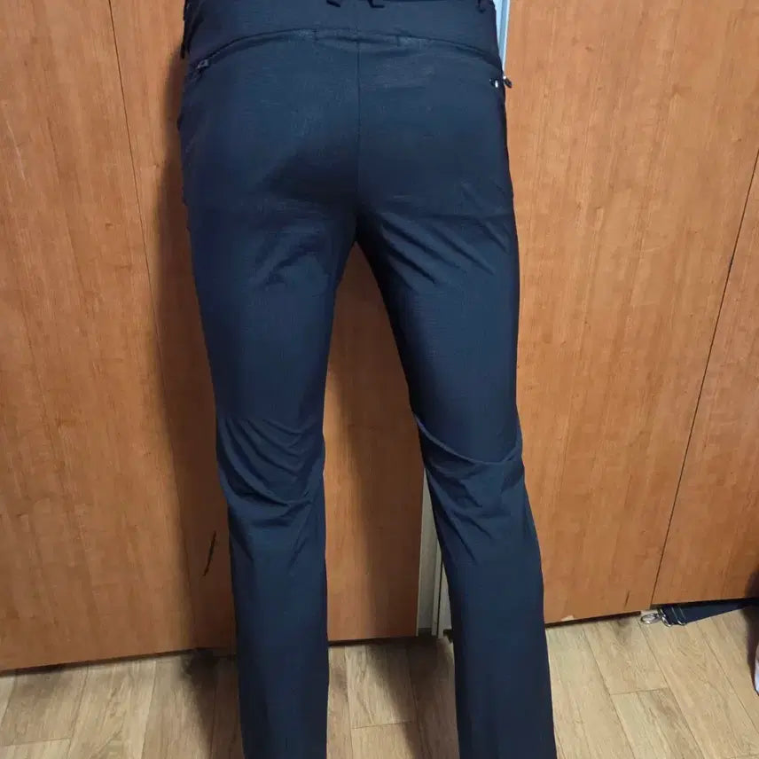 [BUNJANG] Eider Spandex Training Pants (Black) - Size Approx. 28-30 / EIDER아이더스판바지트레이닝외출다용도74약28에서30정도