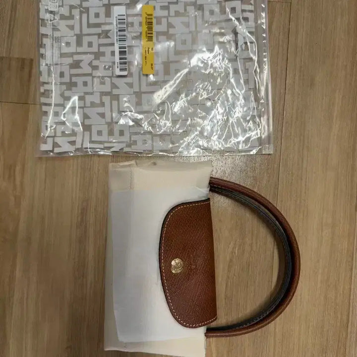 [BUNJANG] Longchamp Le Pliage Paper Tote Bag / 롱샴 르 플리아쥬 페이퍼 토트백