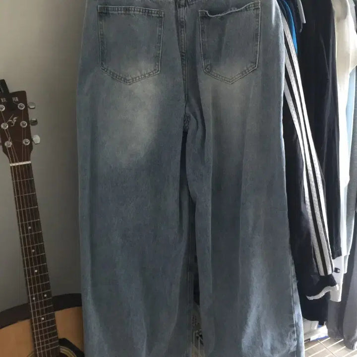 [BUNJANG] Vintage Washed Wide Denim Pants (Light Blue, M) / 빈티지 워싱 와이드 데님팬츠 M 연청