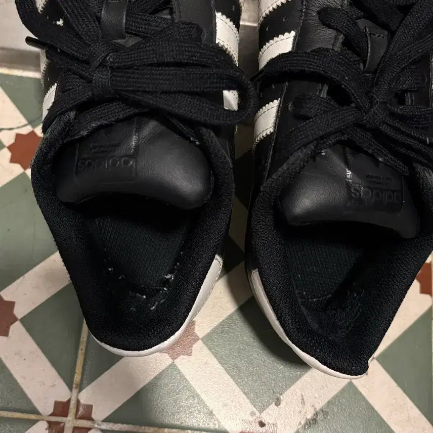 [BUNJANG] Adidas Superstar Black 225 / 아디다스 슈퍼스타 블랙 225