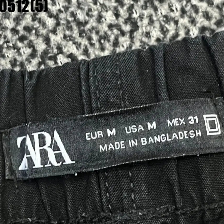 [BUNJANG] Zara Black Cargo Jogger Pants (Size 29) / 자라 검정색 카고 조거팬츠 29