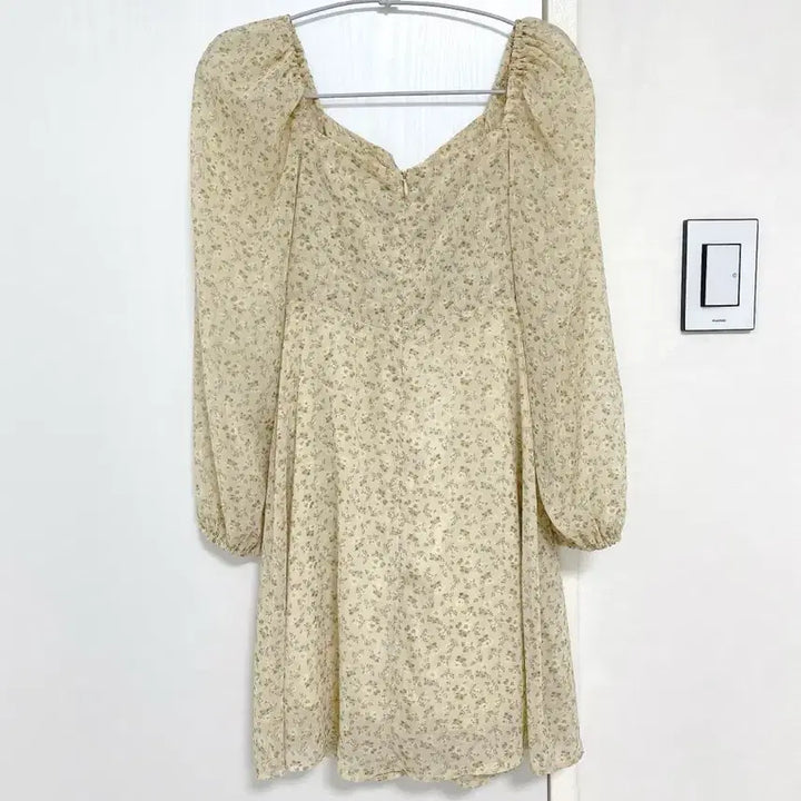 [BUNJANG] Lightweight Summer Dress / 하늘하늘 원피스