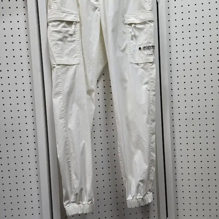 [BUNJANG] Discovery Ivory White Cargo Jogger Pants (Size 26) / (1548)디스커버리 아이보리화이트 카고 조거팬츠26(67)