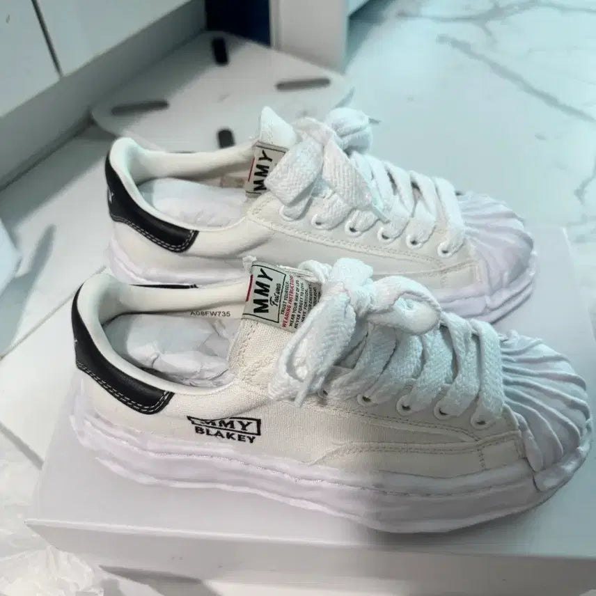 [BUNJANG] Mihara Yasuhiro Blakey Sneakers White 41 / 미하라 야스히로 블레이키 41